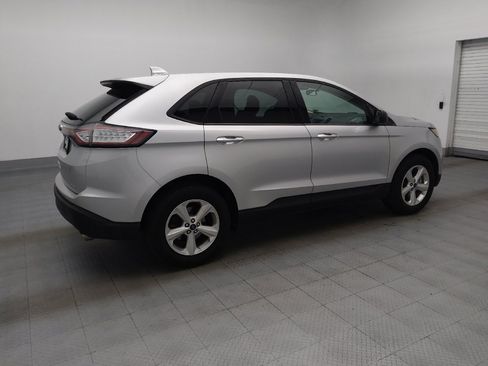 Used 2017 Ford Edge SE FWD image 10