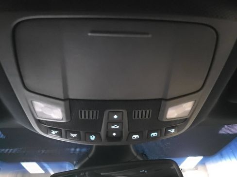 Used 2020 Ford Edge Titanium w/ Equipment Group 301A AWD/4WD image 18