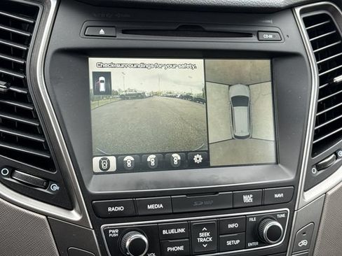 Used 2017 Hyundai Santa Fe Sport w/ 2.4L Tech Package 04 AWD/4WD image 26