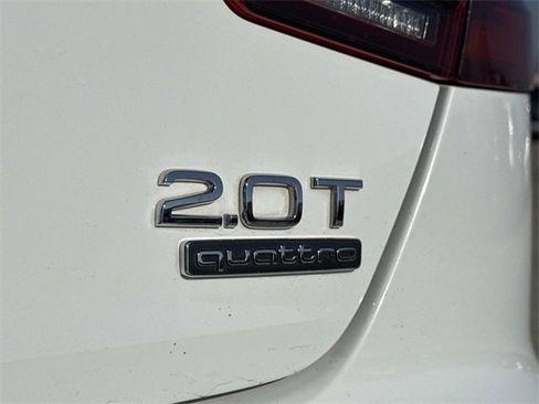 Used 2018 Audi A4 2.0T Premium Plus w/ Premium Plus Package image 11