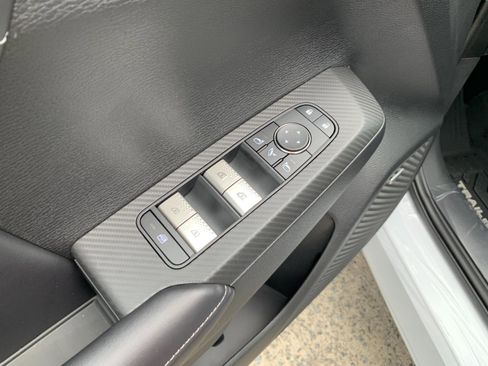 New 2025 Mitsubishi Outlander Trail Edition image 8