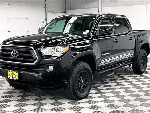 Used 2021 Toyota Tacoma SR5 image 10