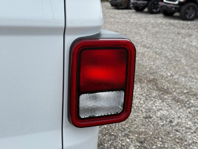 New 2026 Jeep Gladiator Sport AWD/4WD image 7