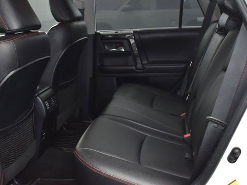 Used 2015 Toyota 4Runner Trail Premium image 11