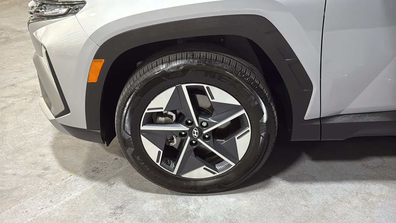 Used 2025 Hyundai Tucson SEL AWD/4WD image 8