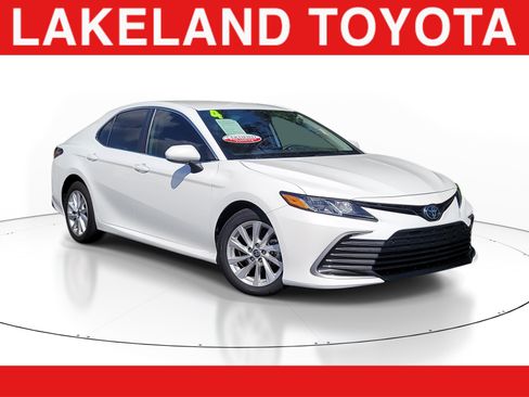 Certified 2024 Toyota Camry LE FWD image 1