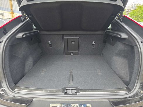 Certified 2023 Volvo C40 P8 Recharge Ultimate w/ Protection Package Premier AWD/4WD image 15