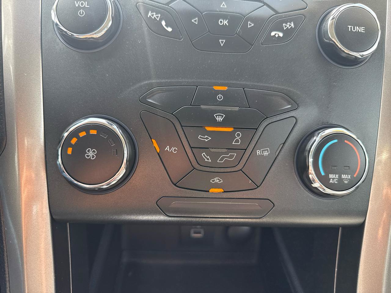 Used 2019 Ford Fusion S FWD image 21