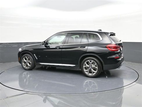 Used 2021 BMW X3 xDrive30i w/ Premium Package image 5