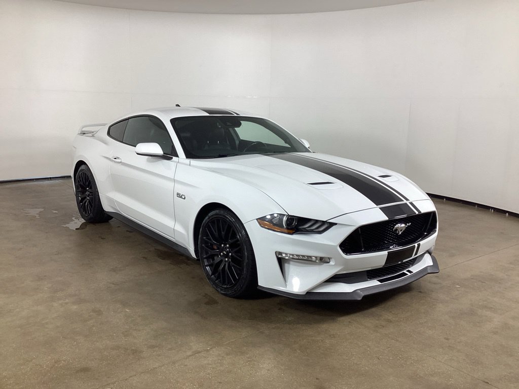 Used 2021 Ford Mustang GT Premium w/ GT Performance Package RWD image 3
