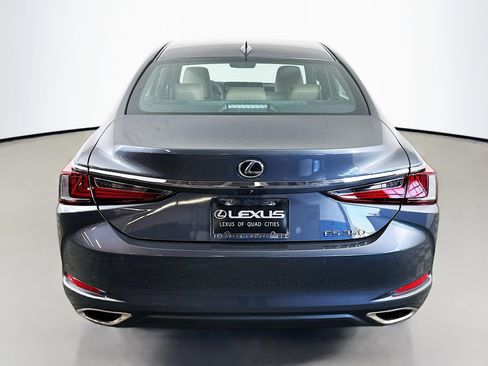New 2025 Lexus ES 350 w/ Premium Package image 6