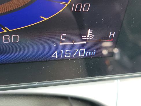 Used 2025 Chevrolet Trax LT FWD image 28