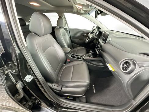 Used 2023 Hyundai Kona Limited AWD/4WD image 30
