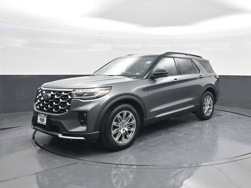 New 2026 Ford Explorer Platinum image 4
