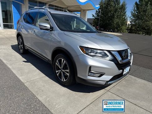 Used 2017 Nissan Rogue SL w/ SL Premium Package AWD/4WD image 1