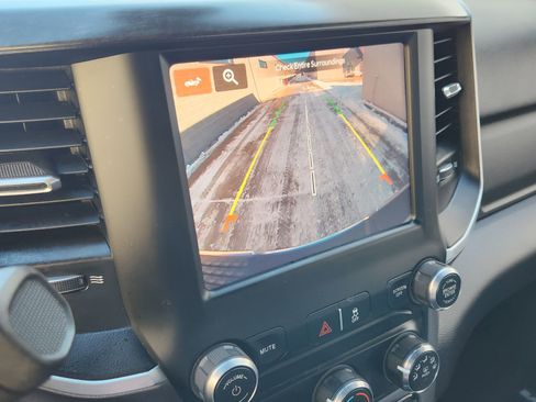 Used 2024 RAM 2500 Big Horn w/ Off Road Package image 18