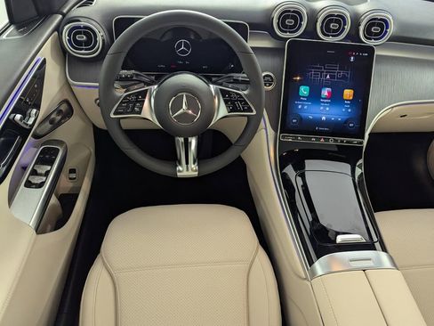 New 2026 Mercedes-Benz GLC 300 image 10