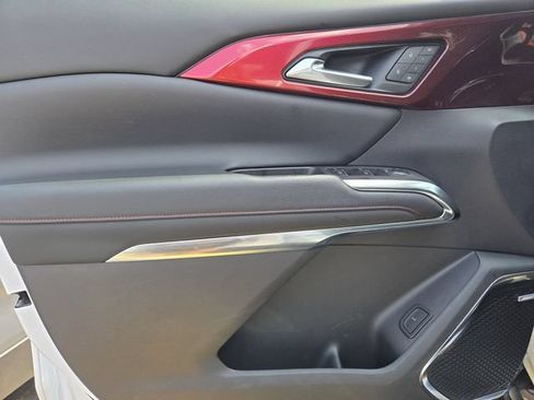 Certified 2024 Chevrolet Traverse RS FWD image 20