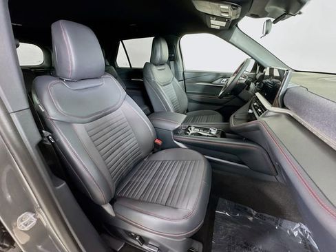 New 2026 Ford Explorer ST-Line image 29