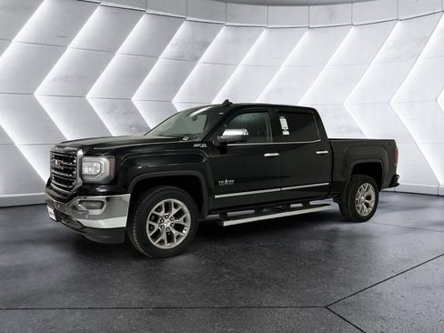 Used 2018 GMC Sierra 1500 SLT w/ Texas SLT Premium Package AWD/4WD image 3