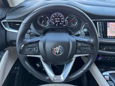 Used 2022 Buick Enclave Avenir w/ Avenir Technology Package AWD/4WD image 30