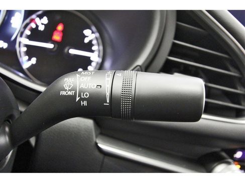 Certified 2025 MAZDA MAZDA3 s image 17