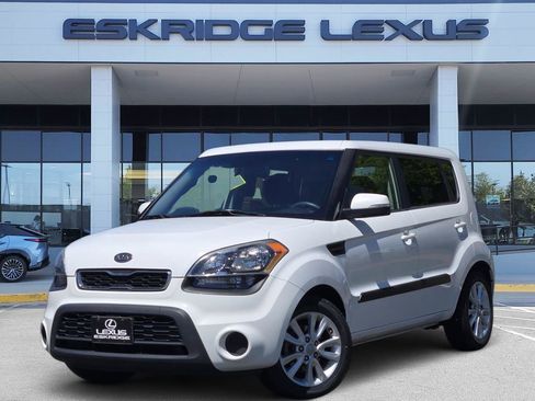 Used 2012 Kia Soul + w/ Audio Pkg FWD image 1