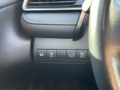 Used 2021 Toyota Camry SE image 17