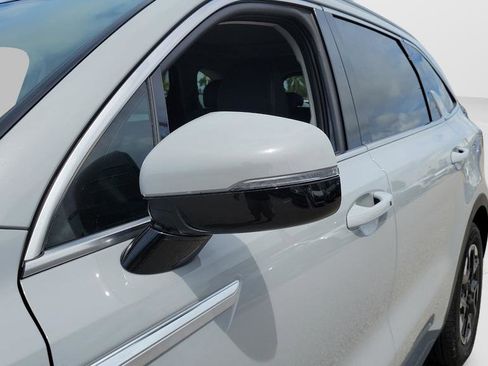 Used 2025 Kia Sorento S w/ Panoramic Sunroof Package FWD image 28