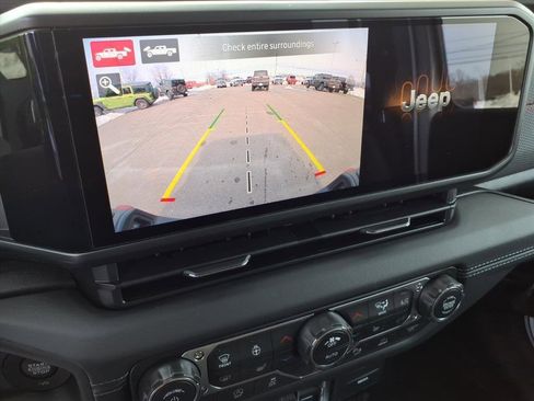 New 2026 Jeep Gladiator Rubicon image 18