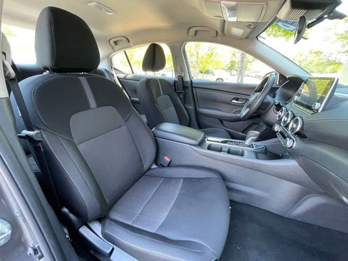 Used 2025 Nissan Sentra SV FWD image 30