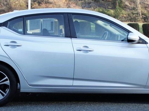 Used 2023 Nissan Sentra SV w/ All-Weather Package image 5