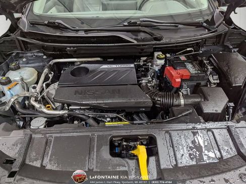 Used 2024 Nissan Rogue SL AWD/4WD image 32