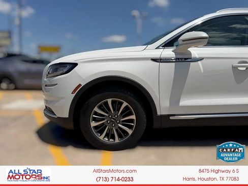 Used 2021 Lincoln Nautilus FWD w/ Equipment Group 101A image 6