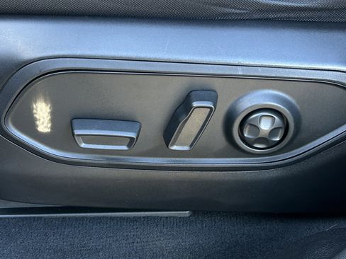 Used 2023 Jeep Grand Cherokee L Laredo w/ Luxury Tech Group I image 22