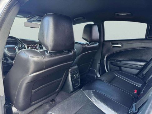 Used 2019 Dodge Charger SXT w/ Plus Group image 31