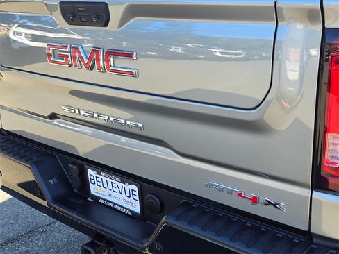 Used 2024 GMC Sierra 1500 AT4X image 48