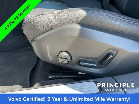 Certified 2025 Volvo V60 B5 Cross Country Plus image 27