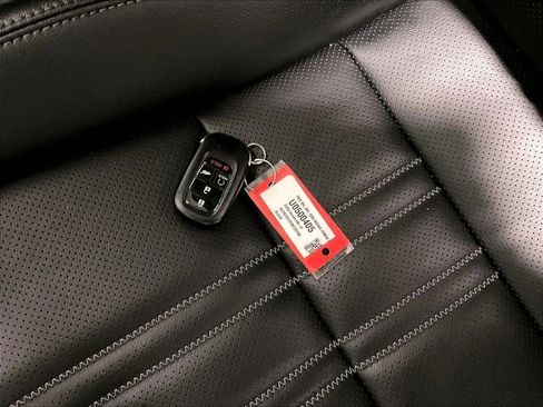 Used 2026 Honda HR-V EX-L image 31