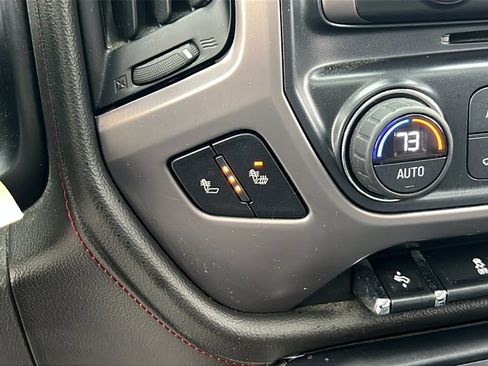 Used 2018 GMC Sierra 1500 SLT image 26