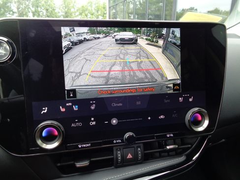 Used 2023 Lexus NX 350 AWD image 13