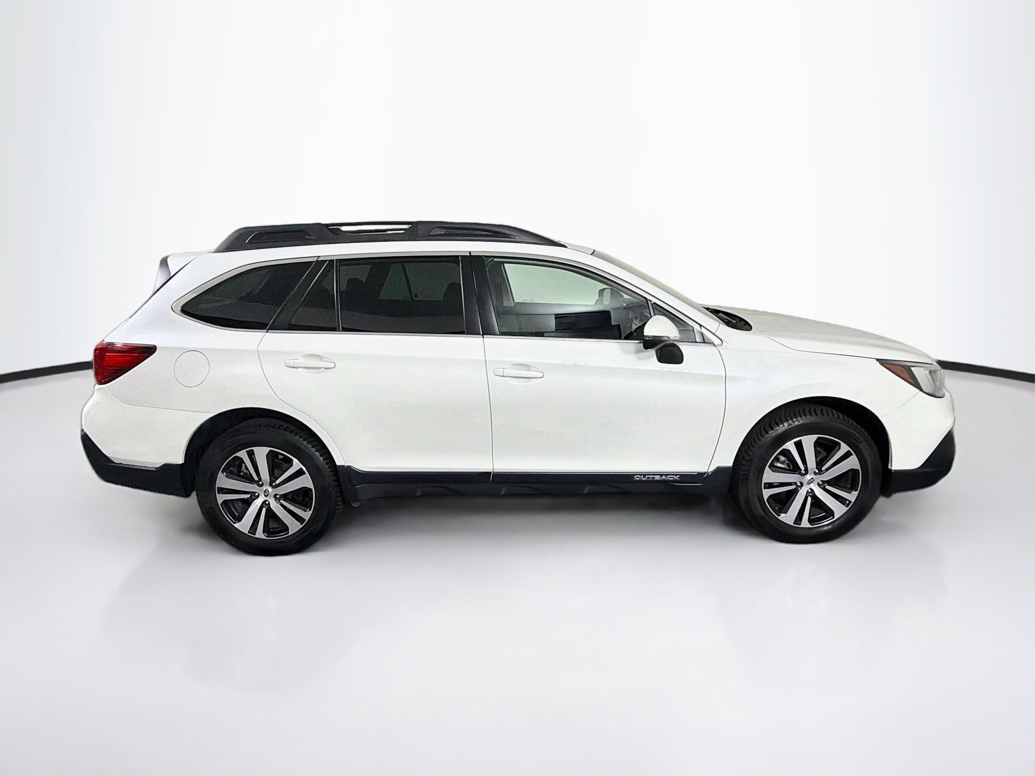 Used 2019 Subaru Outback 2.5i Limited AWD/4WD image 10
