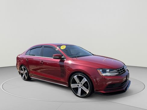 Used 2018 Volkswagen Jetta SE FWD image 11