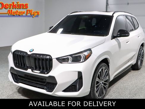 Used 2023 BMW X1 xDrive28i w/ Premium Package AWD/4WD image 1