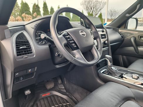 Used 2022 Nissan Armada SL w/ Midnight Edition Package image 24