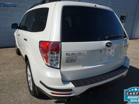 Used 2012 Subaru Forester 2.5X Premium w/ All-Weather Pkg AWD/4WD image 9