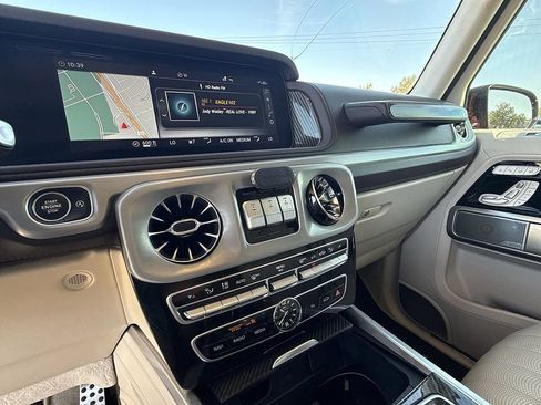 Used 2022 Mercedes-Benz G 63 AMG 4MATIC image 19