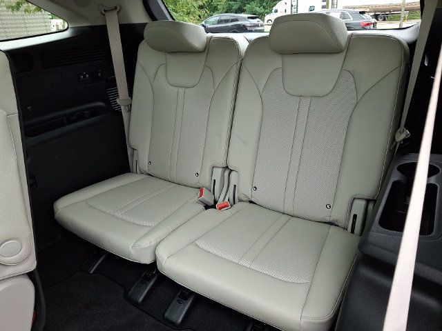 Used 2023 Kia Sorento SX Prestige w/ Panoramic Sunroof Package AWD/4WD image 11