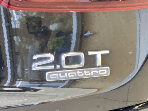 Used 2018 Audi Q3 2.0T Premium Plus w/ Premium Plus Package AWD/4WD image 12