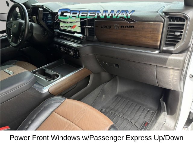 Used 2024 Chevrolet Silverado 2500 High Country w/ High Country Premium Package AWD/4WD image 12
